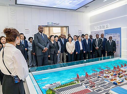 Visita ao Porto de Changsha